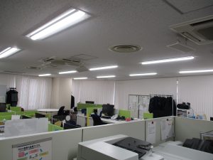 都内テナントビルの照明LED化工事