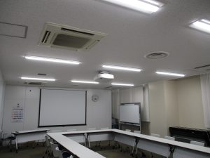 都内テナントビルの照明LED化工事